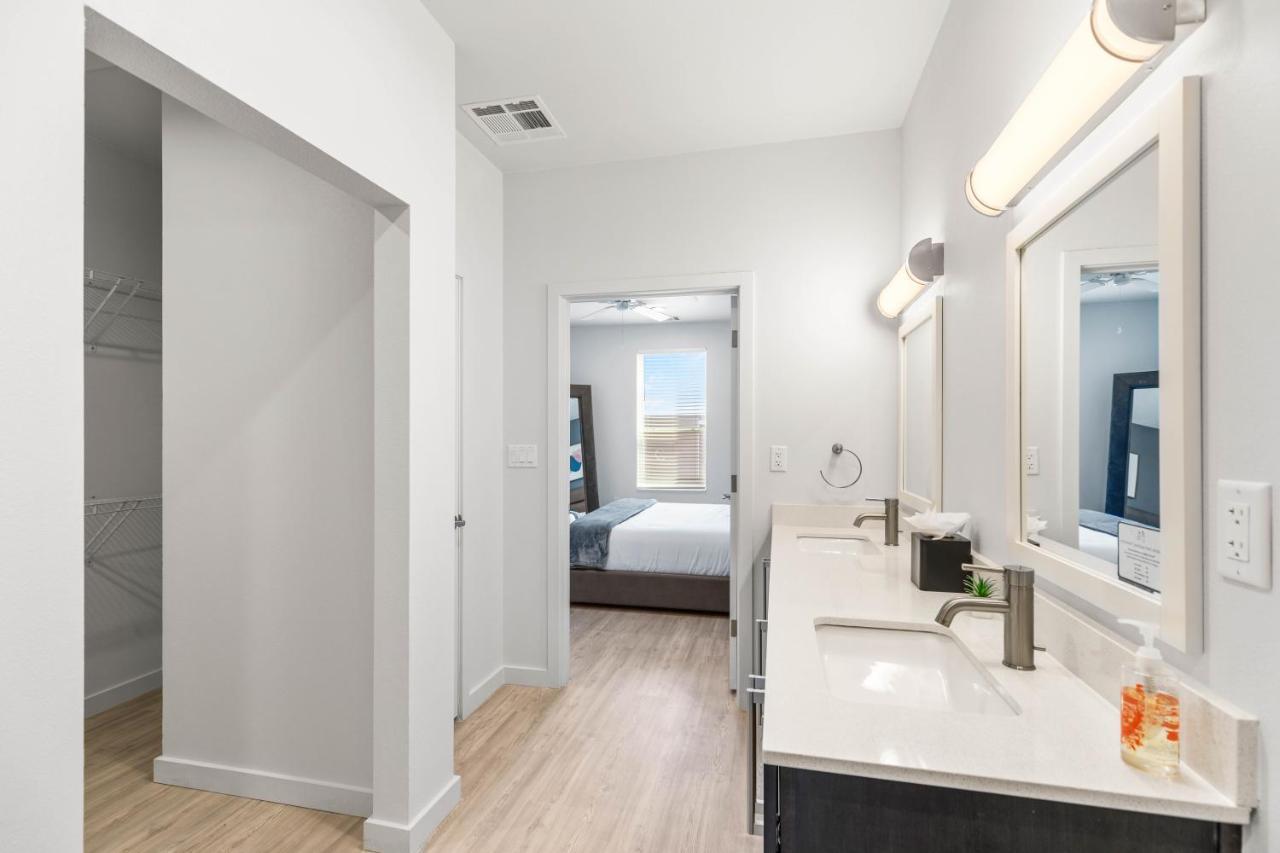 Flatz432 Apartments By Barsala Midland Extérieur photo