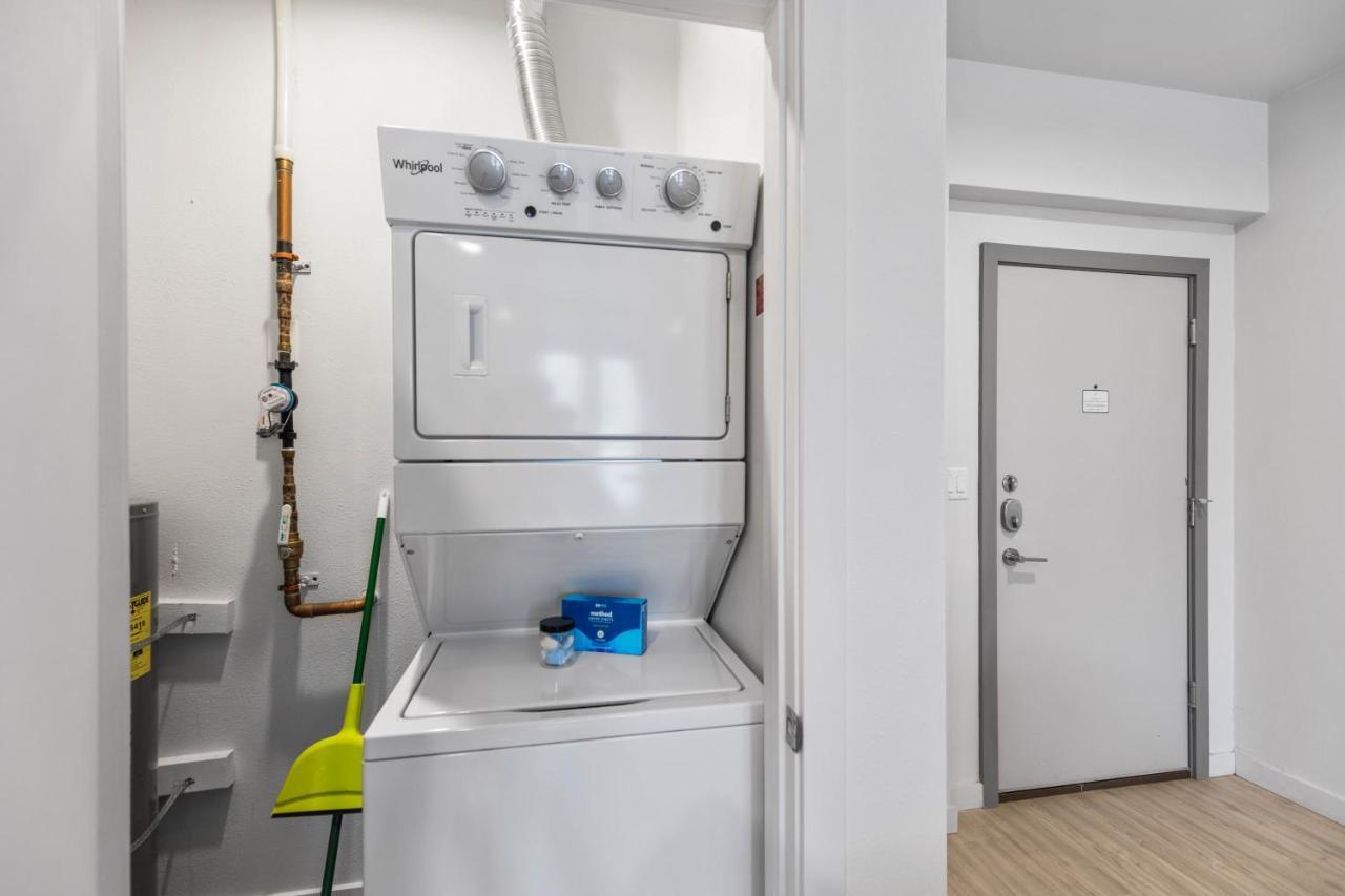 Flatz432 Apartments By Barsala Midland Extérieur photo