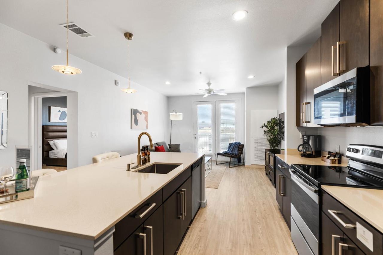 Flatz432 Apartments By Barsala Midland Extérieur photo