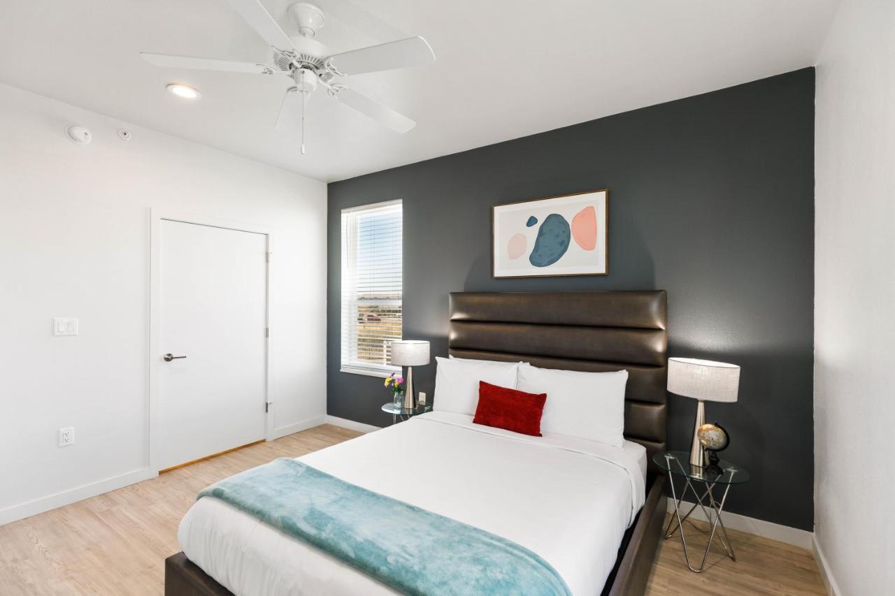 Flatz432 Apartments By Barsala Midland Extérieur photo