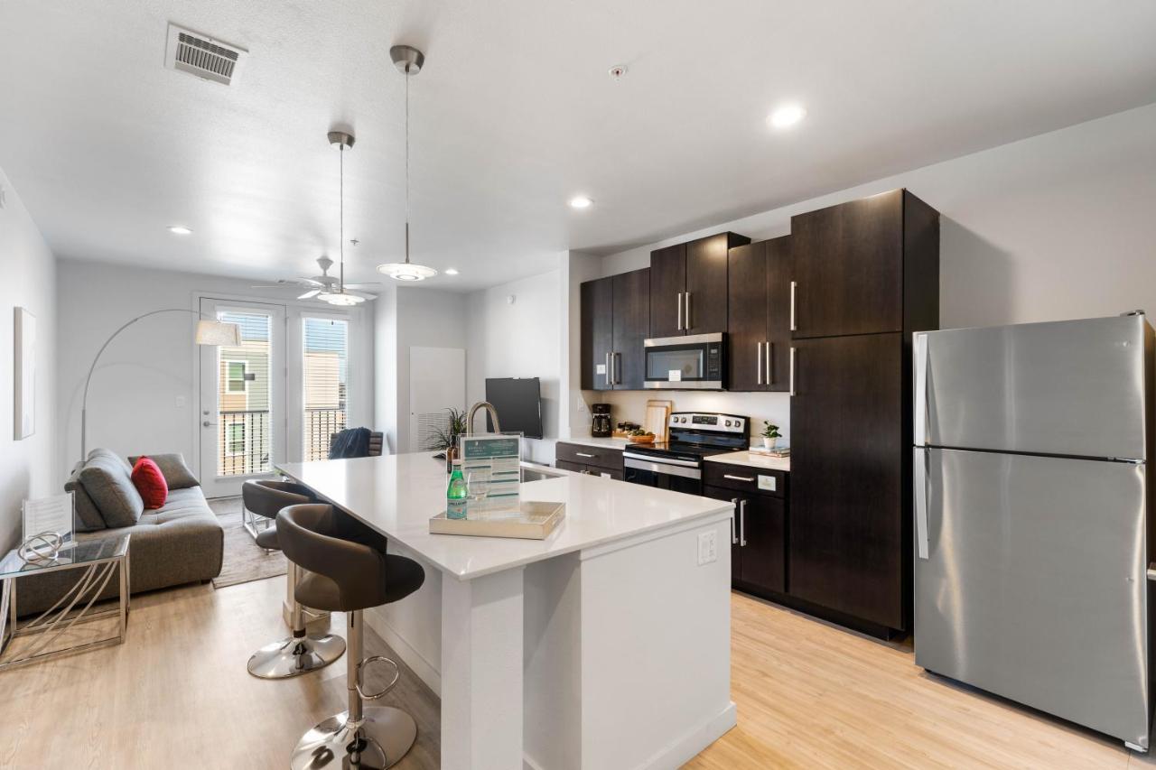 Flatz432 Apartments By Barsala Midland Extérieur photo